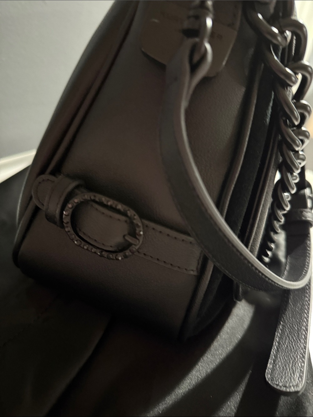 Kurt Geiger Large Chelsea Soft Saddle Bag $458 - Picture 10 of 15
